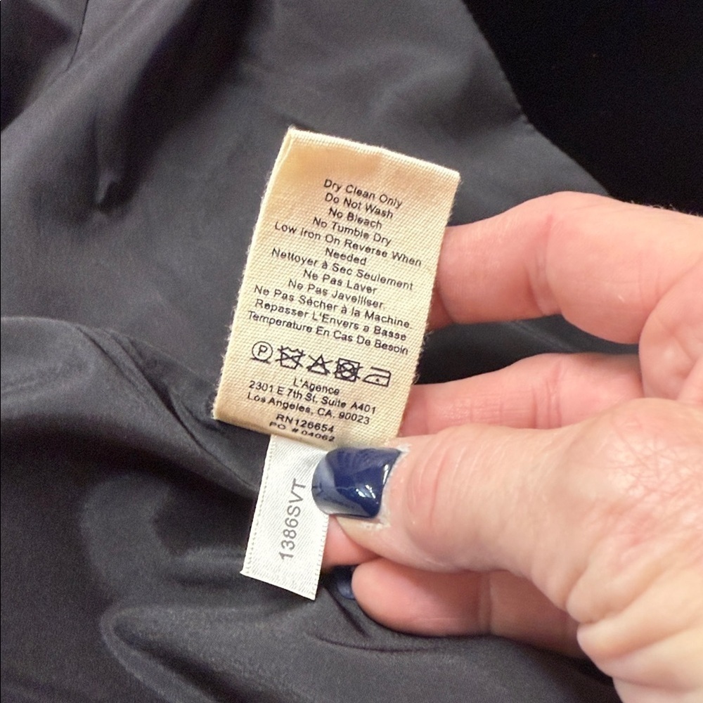 L'Agence Black Velvet Chamberlain Blazer Size 2 - Picture 5 of 14